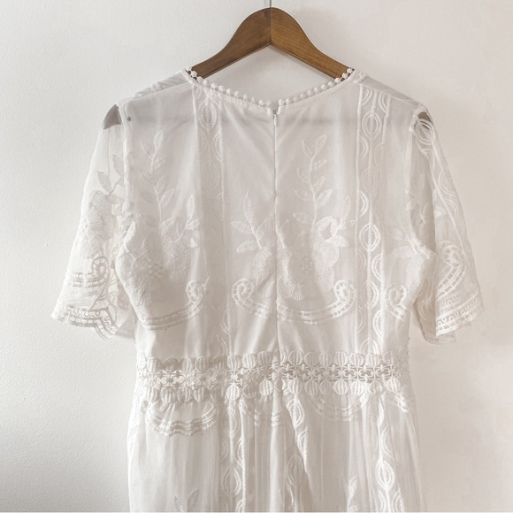 Eleter White Floral V Neck Lace Maxi Dress Size XL - Picture 5 of 6